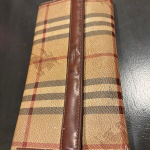 Burberry Checkered Tan and Brown wallet Card Holder in fair to poor condition